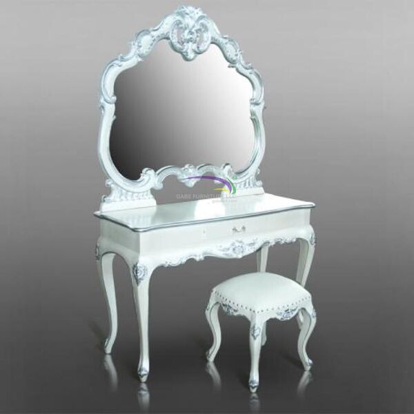 Crown Vanity