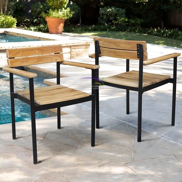 Plaqu Arm Chair