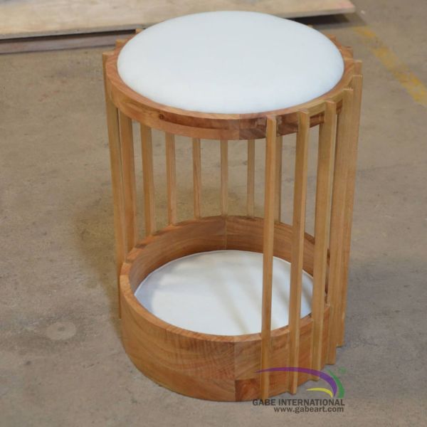 Round plus cat house Detailed