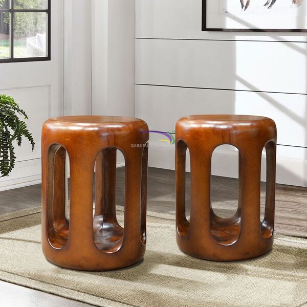 Stool Lubang 6